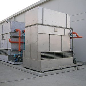 Evaporative water cooling tower